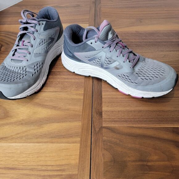 New Balance Women's Sz 11 840 v4 Grey Blue Purple W840GO4 Running Sneakers Shoes - Picture 4 of 10